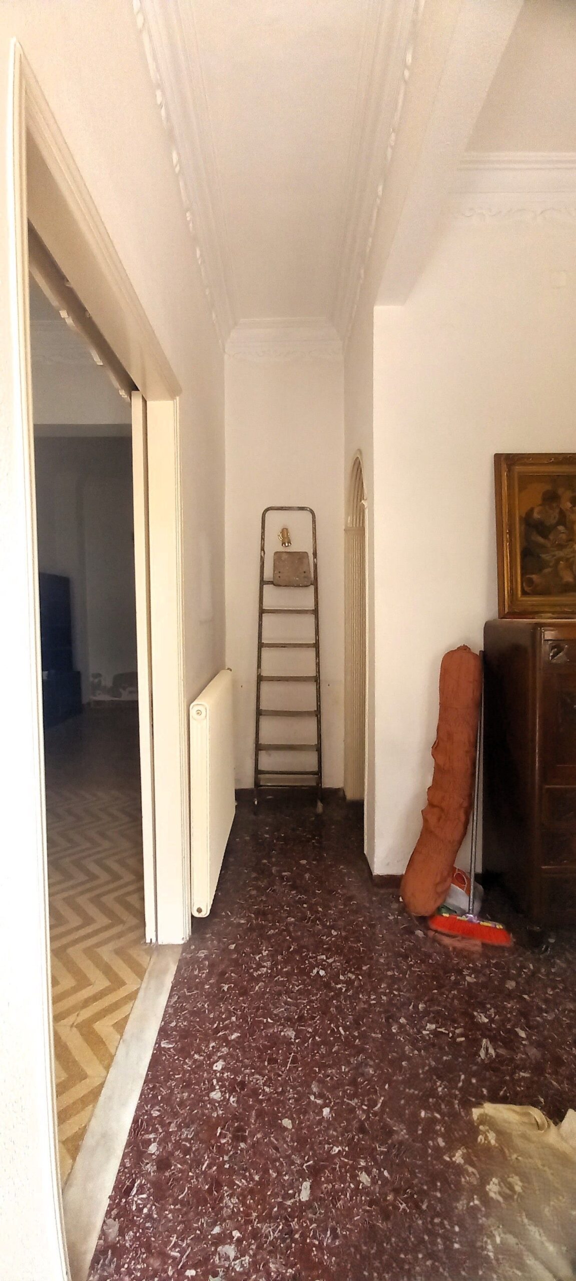 ΠΩΛΕΙΤΑΙ ΜΕΖΟΝΕΤΑ 126τμ ΣΤΟ ΚΕΡΑΤΣΙΝΙ