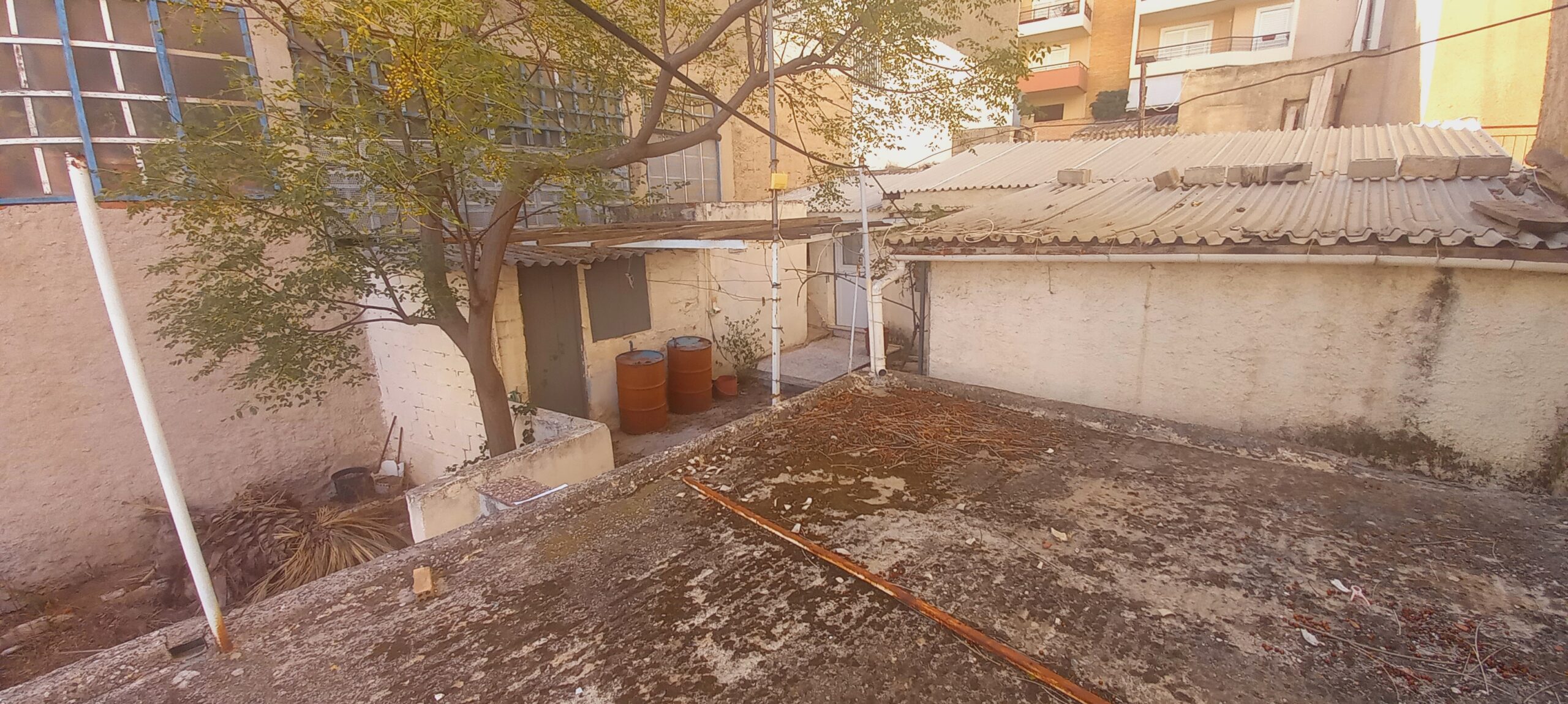 ΠΩΛΕΙΤΑΙ ΟΙΚΟΠΕΔΟ 150τμ ΣΤΗΝ ΑΜΦΙΑΛΗ