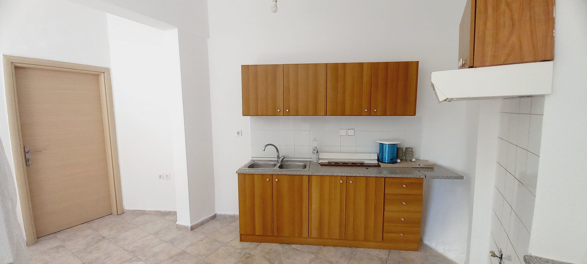 ΠΩΛΕΙΤΑΙ ΔΙΑΜΕΡΙΣΜΑ ΙΣΟΓΕΙΟ 44τμ ΣΤΟ ΚΕΡΑΤΣΙΝΙ